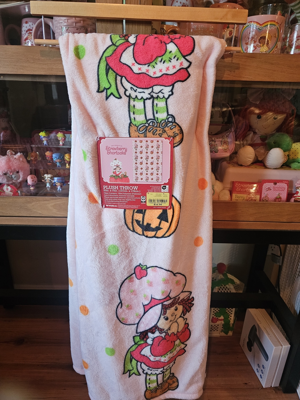 Pink Plush Throw Blanket - Kids Bath & Hair